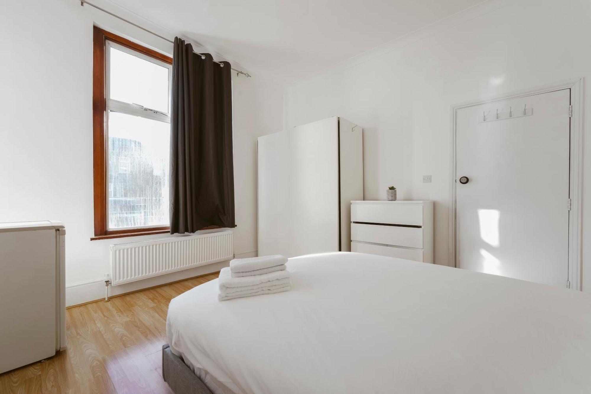 Stratford Double Rooms - 29 London Bagian luar foto